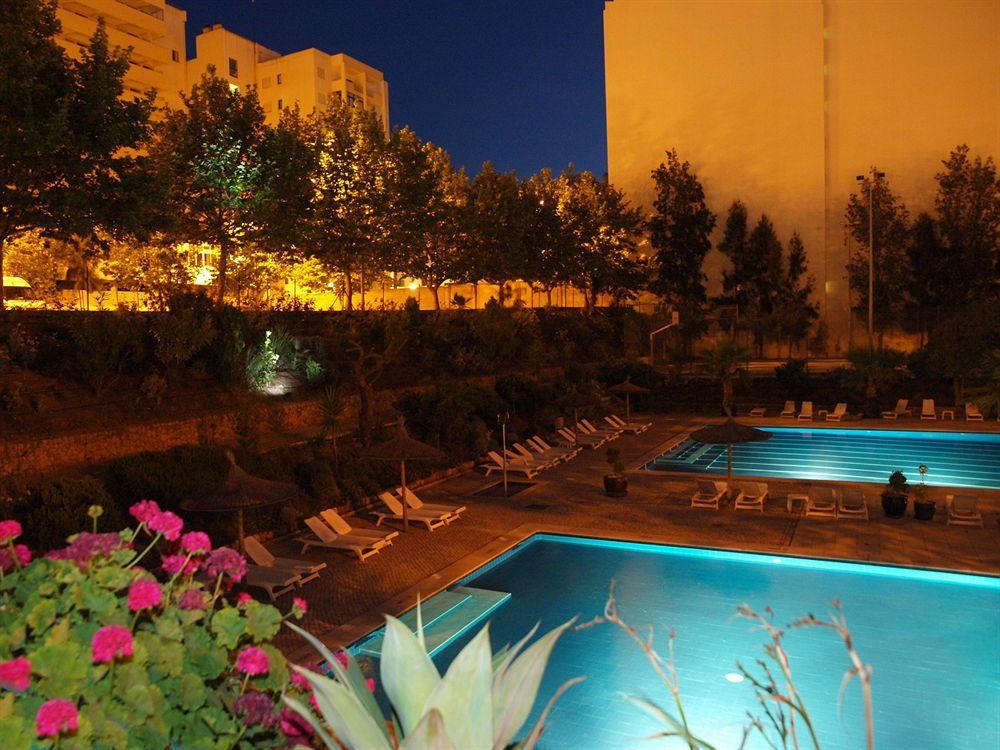 Apartamentos Jardins Da Rocha ปอร์ติเมา ภายนอก รูปภาพ