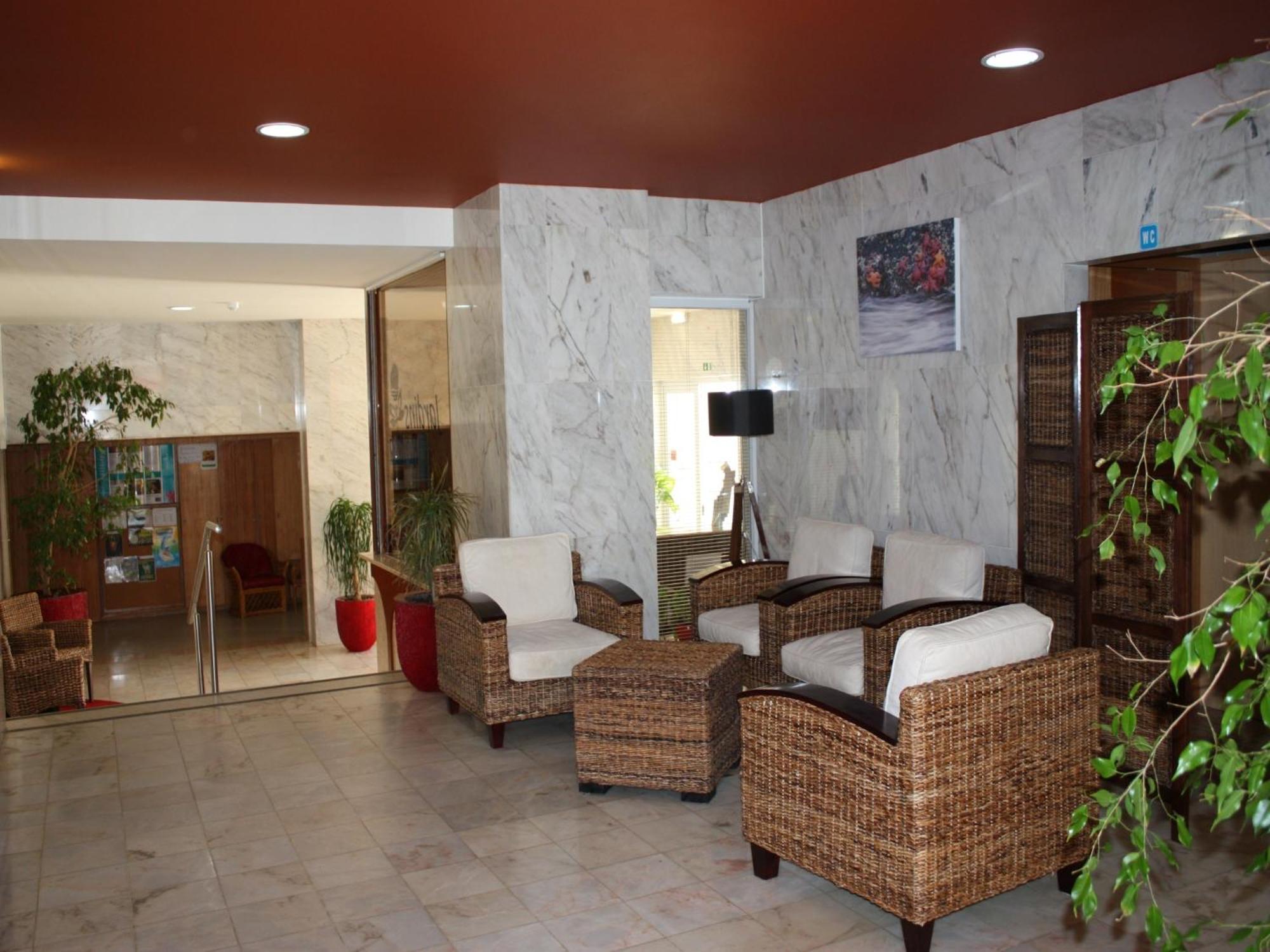 Apartamentos Jardins Da Rocha ปอร์ติเมา ภายนอก รูปภาพ