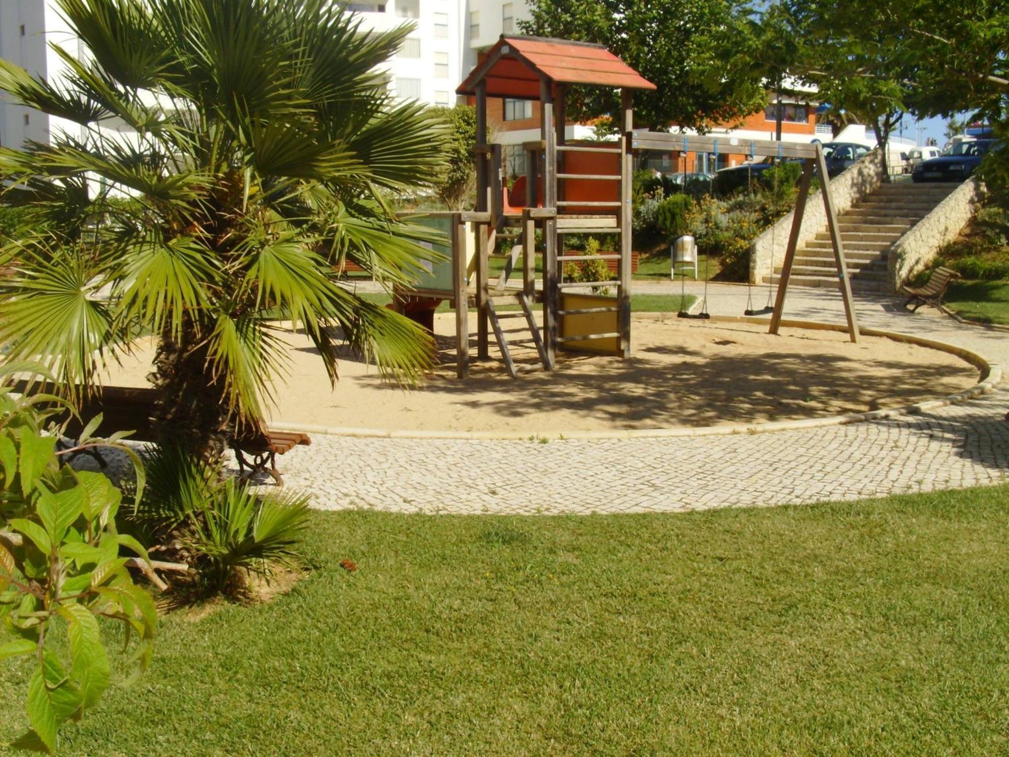 Apartamentos Jardins Da Rocha ปอร์ติเมา ภายนอก รูปภาพ