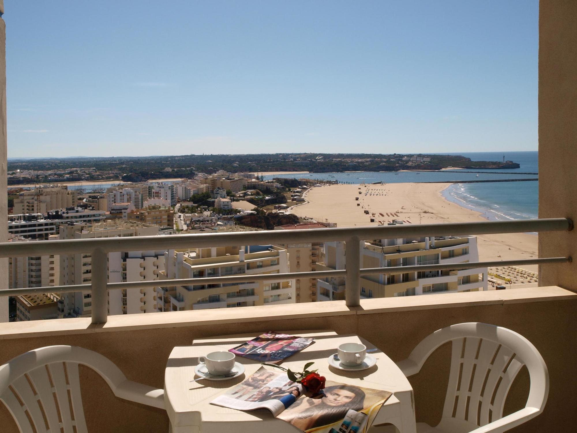 Apartamentos Jardins Da Rocha ปอร์ติเมา ภายนอก รูปภาพ